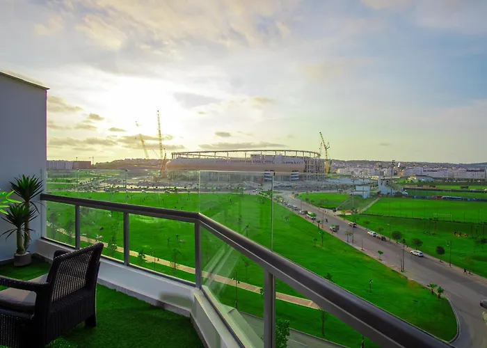 City & Stadium Luxe